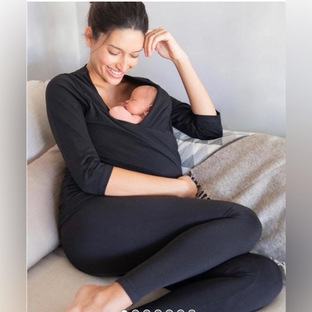 Black Cotton Skin to Skin Top from seraphine. New without tags.